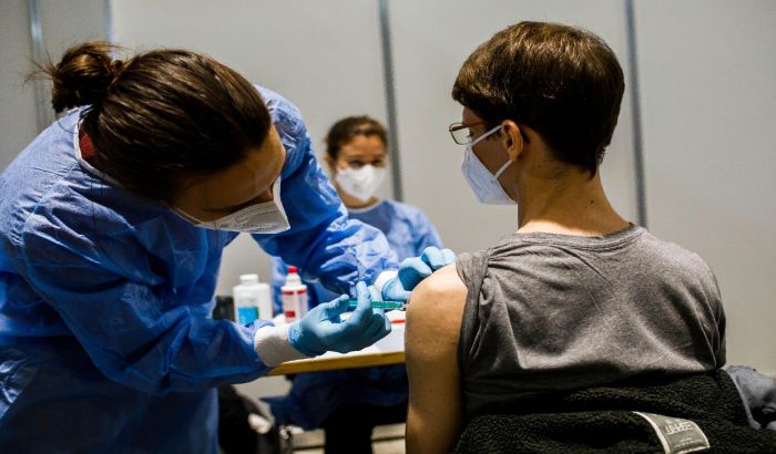 EU će koordinisati donaciju vakcina namenjenu zdravstvenim radnicima na Zapadnom Balkanu