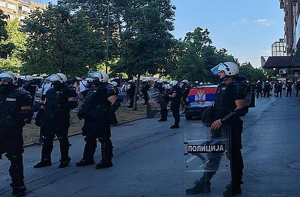 VIDEO Dekan FDU: Svedočimo otvorenoj represiji VIDEO Dekan FDU: Svedočimo otvorenoj represiji