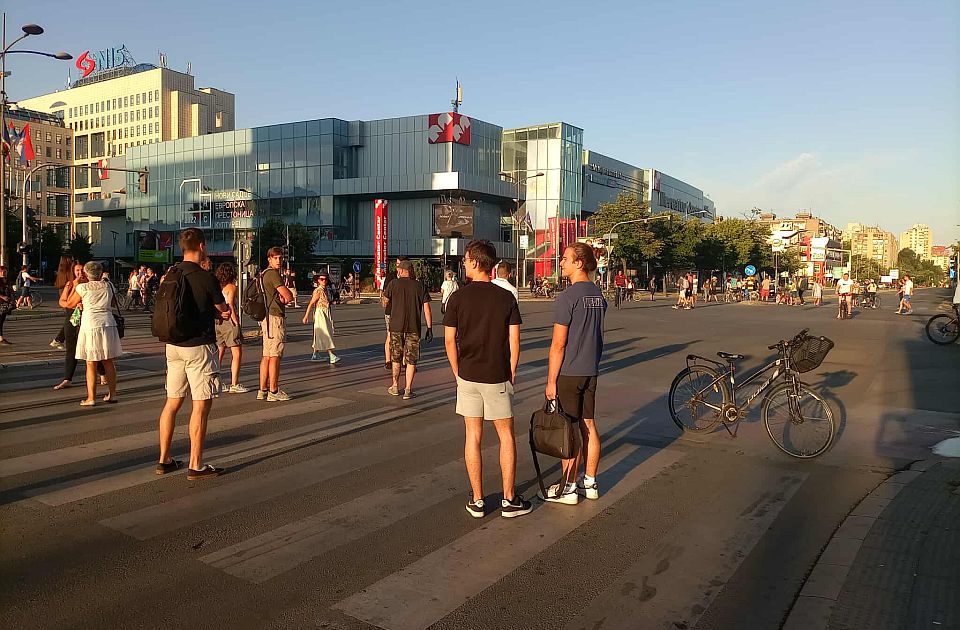 FOTO, VIDEO: U toku blokada tri velike raskrsnice u Novom Sadu
