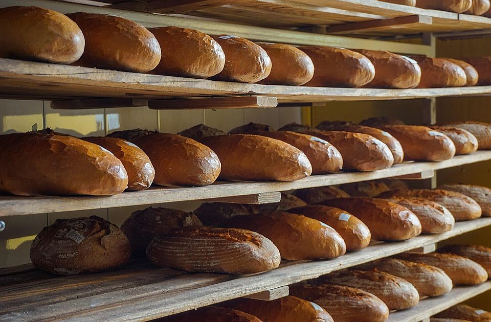 Poskupljuje hleb, cena brašna u pakovanju od kilogram će se slobodno formirati 