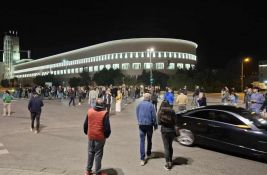 Skup podrške Dijani Hrka u Novom Sadu, blokirana raskrsnica kod Banovine