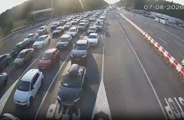 Gužva na Batrovcima, čeka se četiri sata
