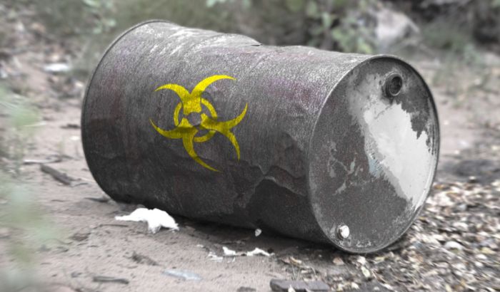 Poreska uprava traži ko će da ukloni 45 tona opasnog otpada iz "Agrovojvodine-Mašinoalata"