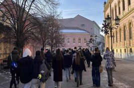Đaci Jovine tražili sastanak sa sekretarom, rečeno im da nemaju termin