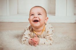 Škola za psihomotorni razvoj beba organizuje nova predavanja svake srede u junu