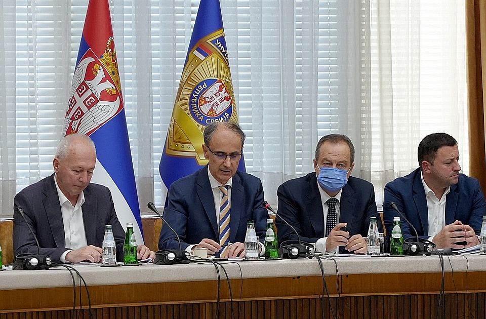 Macut i Dačić na vanrednoj sednici Štaba: Hitne mere zbog havarije na cevovodu Rzav