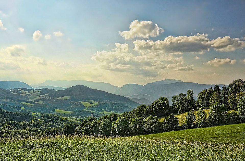 Evakuisano troje planinara na Staroj planini, među njima i devojčica