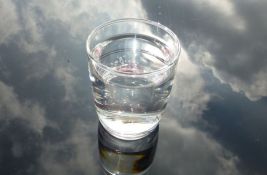 Opasan mit: Alkalna voda leči rak