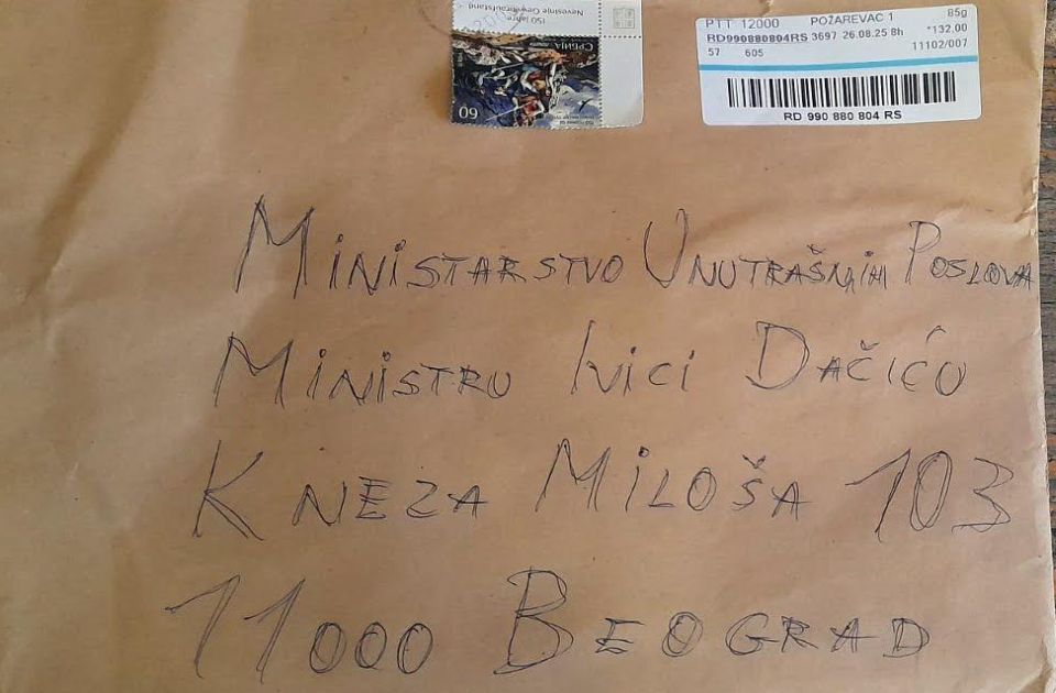 FOTO: Koverta sa tri metka poslata Dačiću - policija identifikovala pošiljaoca