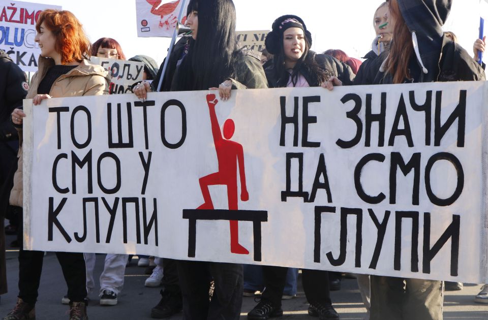 "Srednjoškolci uz studente": Đaci danas protestuju u Novom Sadu