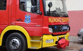 VIDEO: Izgoreo deo šestospratnice u Kragujevcu, stanari evakuisani na vreme