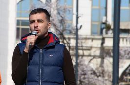 Manojlović ponovo pita ko je naručio spot protiv Olivera Ivanovića, Mitrović odgovorio snimkom duela