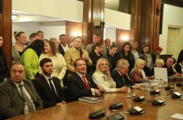 RIK sumnja u valjanost potpisa podrške liste Bogoljuba Karića, slede provere