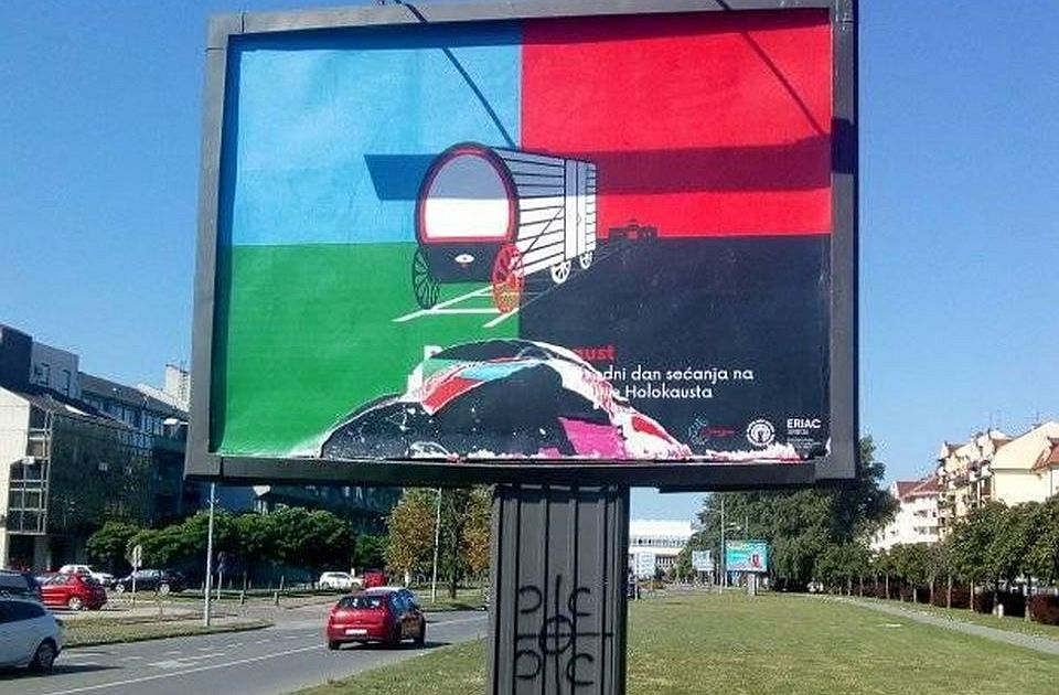 Gradonačelnik Vučević osudio uništavanje bilborda posvećenog romskim žrtvama