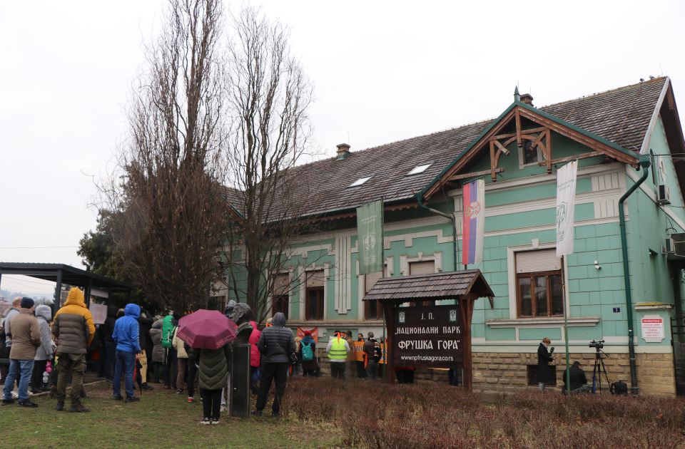 Protest zbog napada na ekološkog aktivistu u četvrtak ispred sedišta NP "Fruška gora"