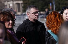 Ćuta: Umesto institucija, Srbijom vlada politička prostitucija