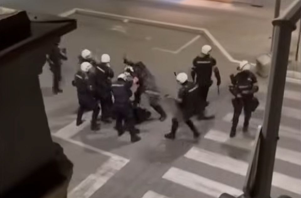Pendrečenje, šutiranje: Šta je sve pokazao forenzički nalaz žrtava policijskog nasilja na protestu u Valjevu