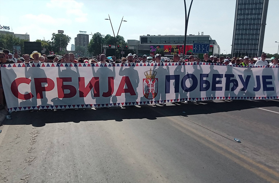 SNS izborna lista će se zvati "Ujedinjena Srbija", a društvo nikad podeljenije