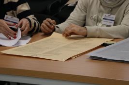 Predstavnici još tri izborne liste predali potpise RIK-u