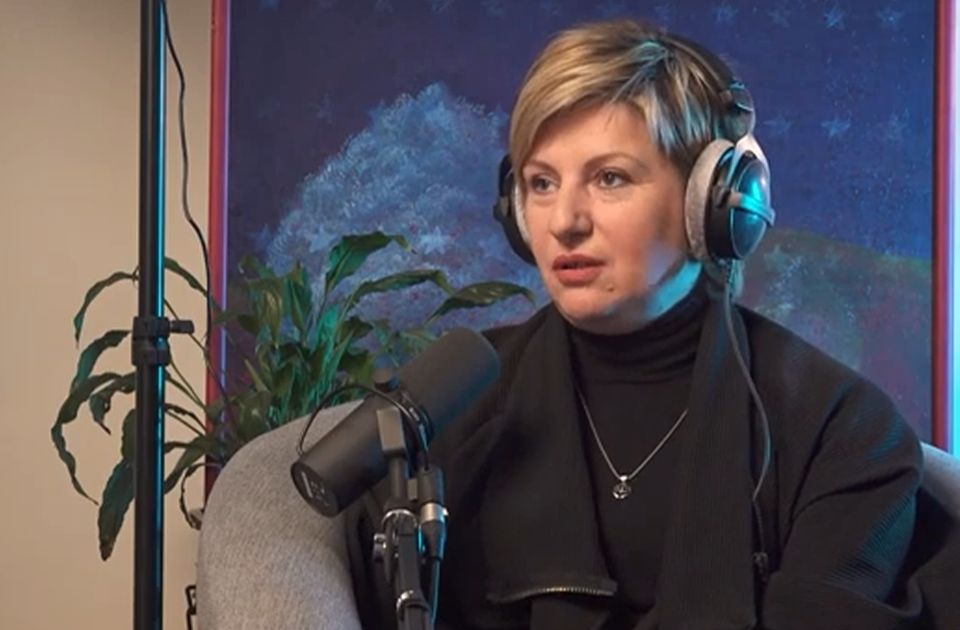 OEBS izabrao "Ličnost godine" u Srbiji za 2025. godinu: Urednica iz Novog Pazara Amela Bajrović