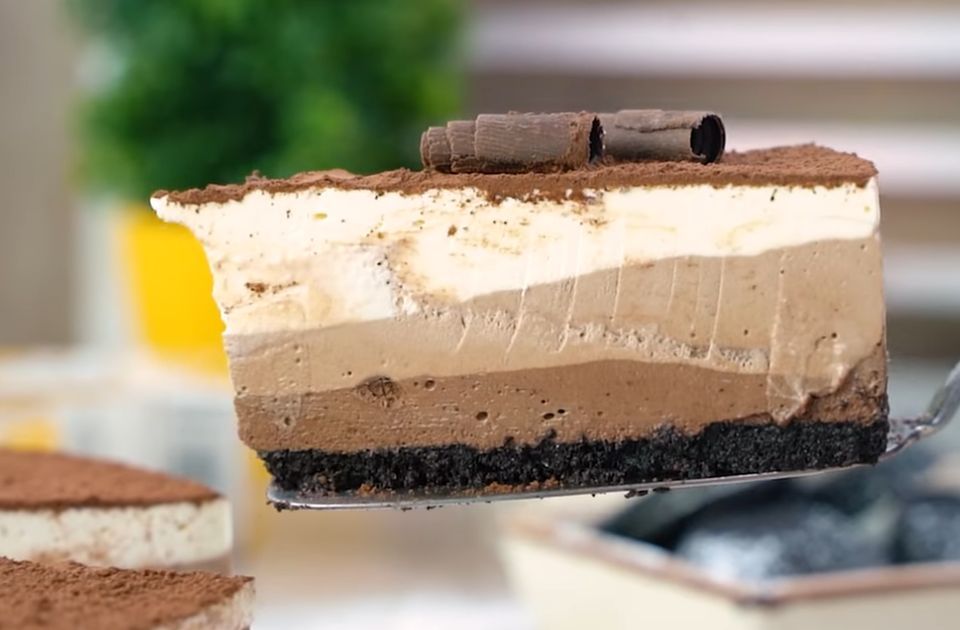 VIDEO: Čoko‑kremasti mus kolač koji se topi u ustima