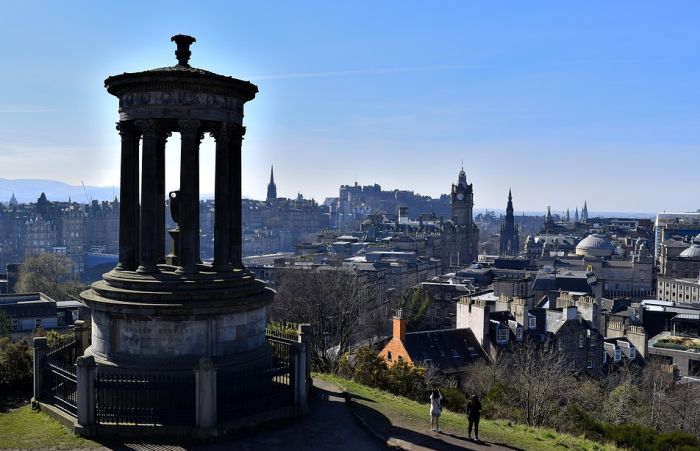 Edinburg uvodi turističku taksu