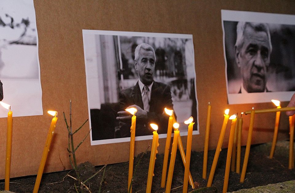 Protestni skup i šetnja na godišnjicu ubistva Olivera Ivanovića u Beogradu
