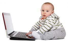 Studija: Tri četvrtine britanskih beba provodi vreme pred kompjuterom