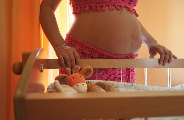 Kako ublažiti jutarnje mučnine u trudnoći
