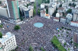VIDEO: Pogledajte Slaviju iz dronova, veliki broj ljudi na protestu