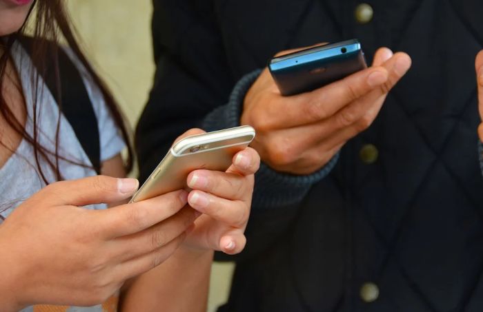 Istraživanje: Mladi paniče kad im se uskrati mobilni telefon
