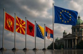 Srbija zaostaje za regionom u podršci EU - ovo su razlozi