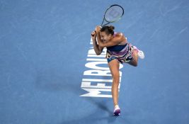 AO: Arina Sabalenka posle preokreta osvojila prvu grend slem titulu 