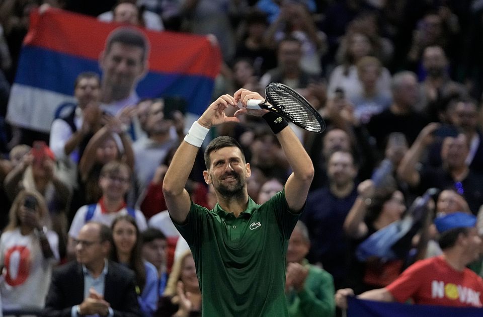 Đoković osvojio 101. titulu u karijeri, postao najstariji šampion na ATP turniru