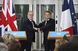 London i Pariz se dogovorili da Britanija deo ilegalnih migranata vrati u Francusku