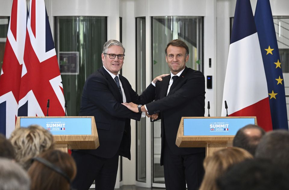 London i Pariz se dogovorili da Britanija deo ilegalnih migranata vrati u Francusku London i Pariz se dogovorili da Britanija deo ilegalnih migranata vrati u Francusku