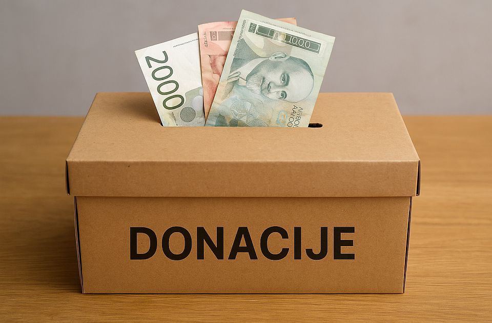 Učenici Jovine gimnazije danas kod Varadinskog mosta prikupljaju donacije za operaciju svog profesora