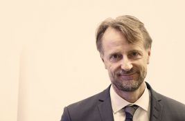 Fon Bekerat: Polarizacija i uvredljiv ton prepreka dijalogu i reformama u Srbiji