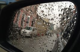 Oblačno, sa padavinama