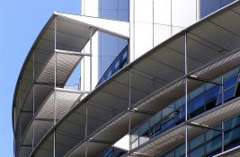 Evropska komisija će podneti zakonski predlog za trajnu zabranu uvoza ruske nafte