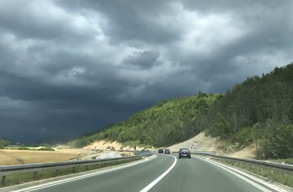 Muškarac nestao u moru, sedmoro povređenih u nevremenu u Hrvatskoj