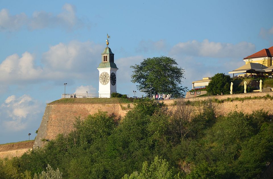 Đurić: Proveravamo da li se sat na Petrovaradinskoj tvrđavi nakrivio