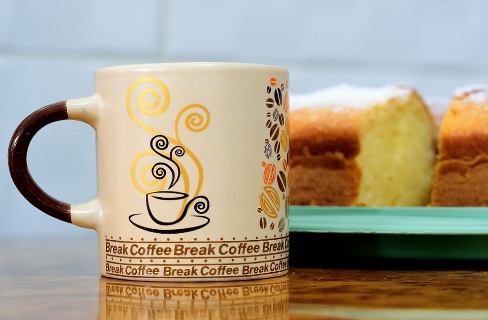 VIDEO: Kolač iz šolje od tri sastojka