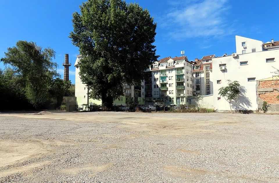 "Parking servis": Uređeno privremeno parkiralište na Podbari, nalazi se u plavoj zoni
