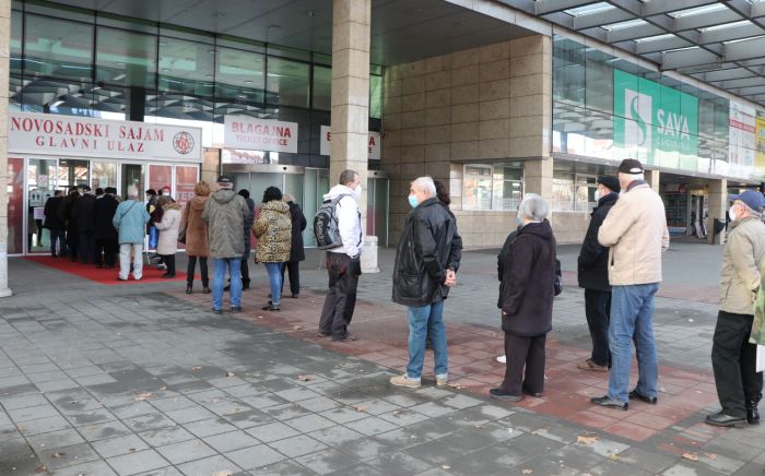Na Novosadskom sajmu danas bez vakcinacije zbog dezinfekcije, imunizacija se nastavlja sutra