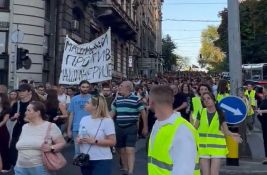 FOTO, VIDEO: Umesto da bude stub društva - prosveta je rob vlasti, poručili srednjoškolci u Beogradu