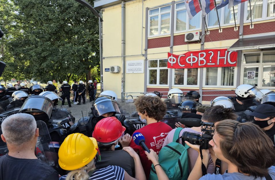 Baucal: Direktori će morati da stvore iluziju da je svečano i normalno, kako bi zadovoljili fantazije Vlade Baucal: Direktori će morati da stvore iluziju da je svečano i normalno, kako bi zadovoljili fantazije Vlade