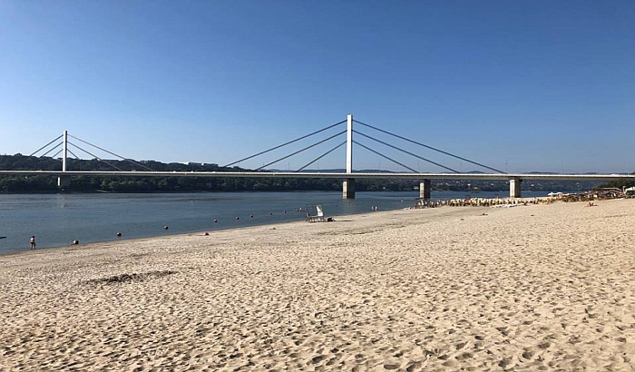 Štrand domaćin Međunarodnog turnira u rukometu na pesku