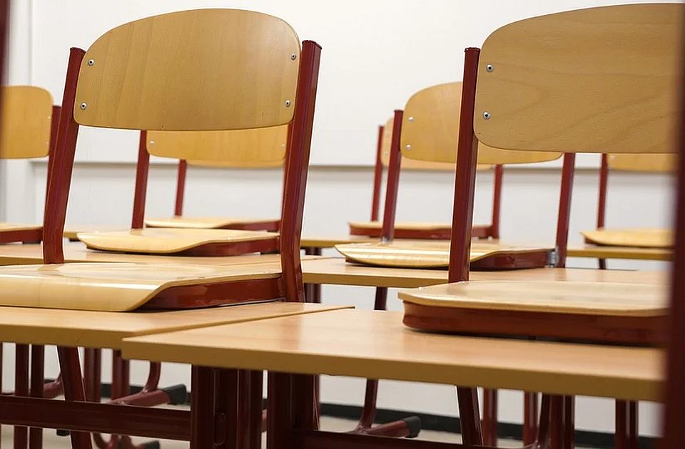 Niški gimnazijalci najavili bojkot nastave u znak podrške Dijani Hrki