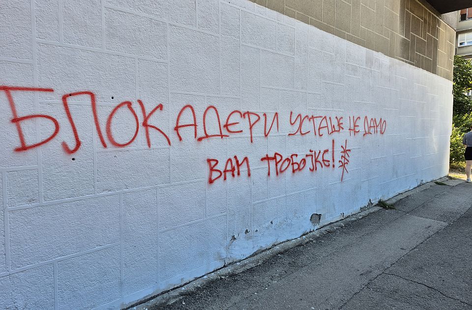 FOTO, VIDEO Ponovo grafiti na Limanu: 